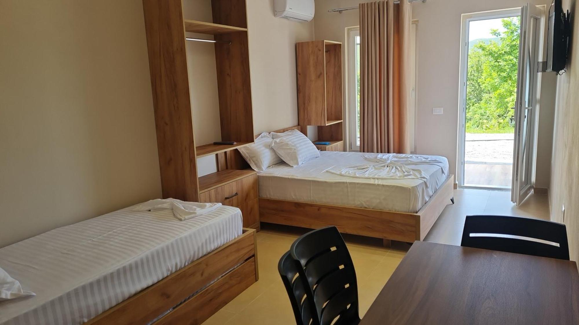 Sol Apartments Gjiri Lalzit دراس المظهر الخارجي الصورة