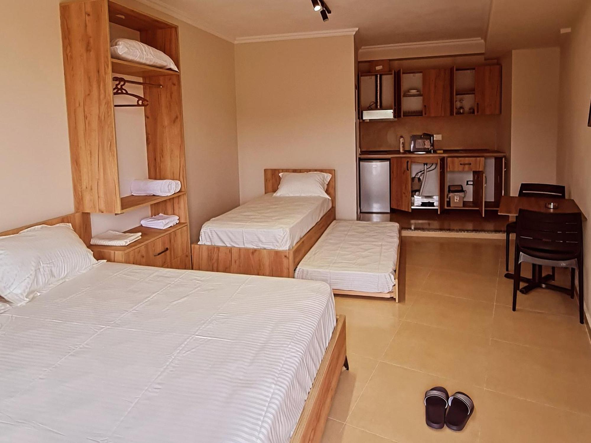 Sol Apartments Gjiri Lalzit دراس المظهر الخارجي الصورة