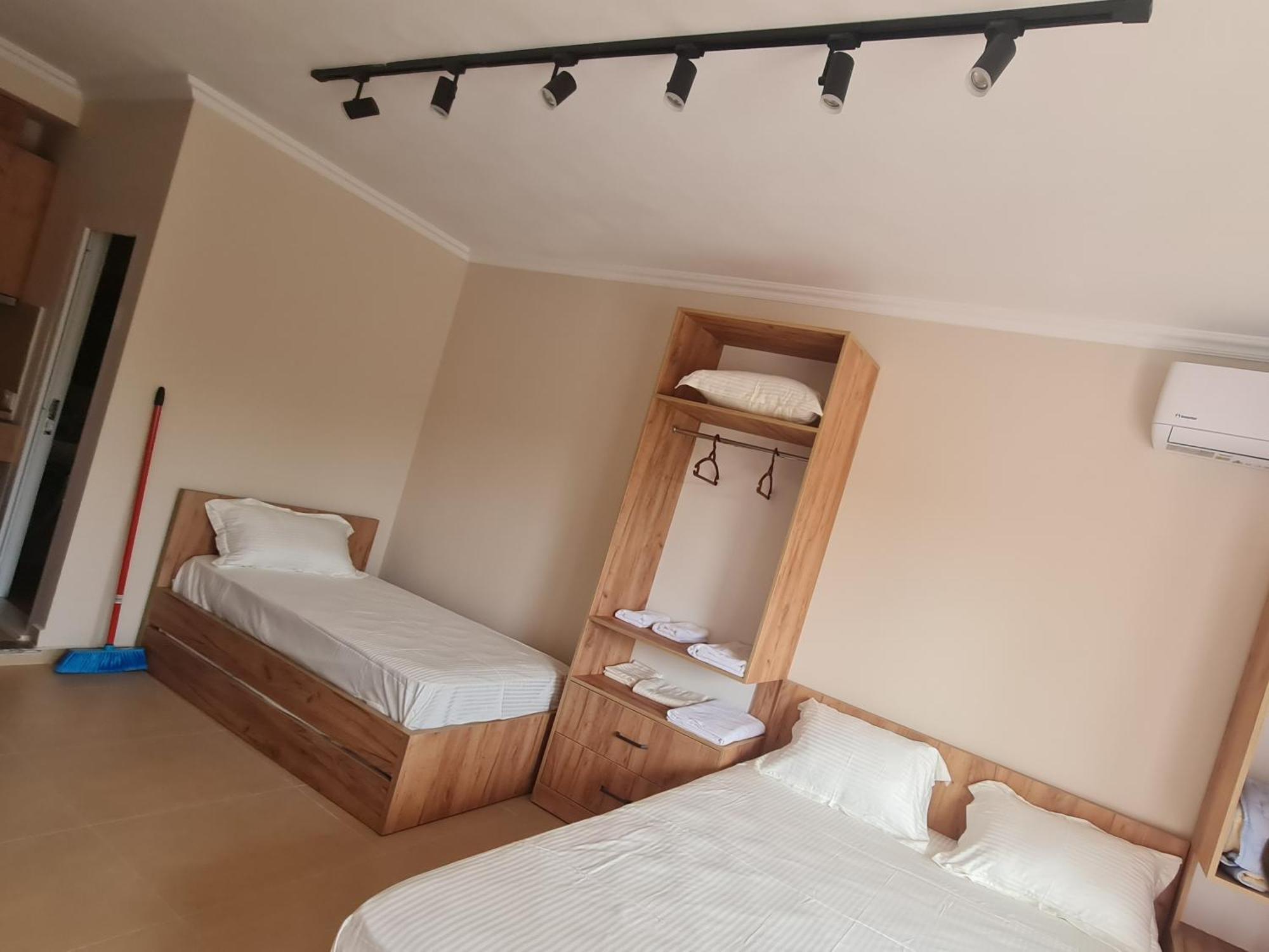 Sol Apartments Gjiri Lalzit دراس المظهر الخارجي الصورة